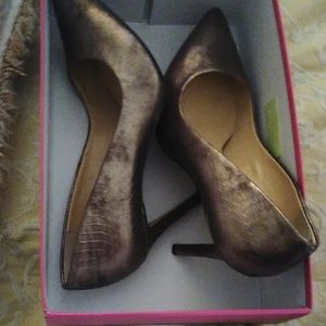 Vince Camuto Heels 7.5